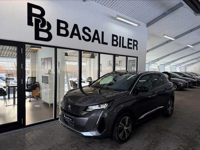 Peugeot 3008 1,6 Hybrid First Selection EAT8