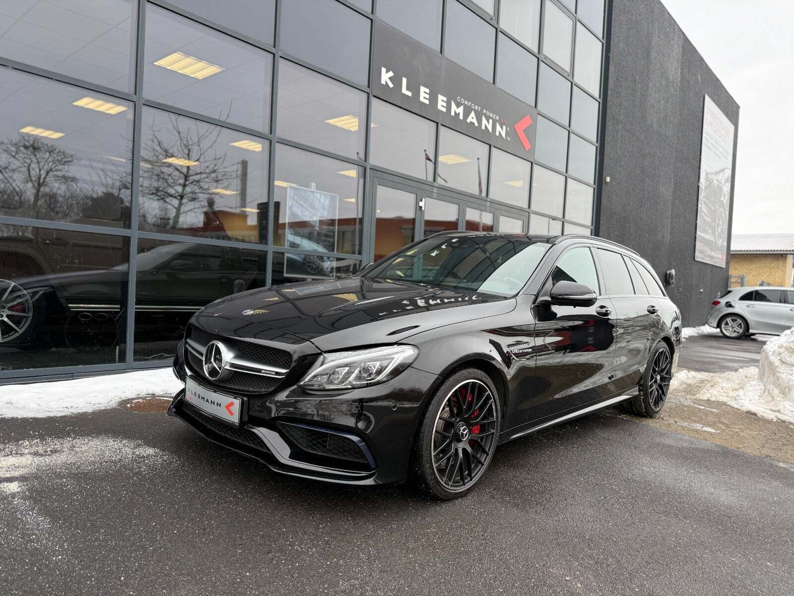 Mercedes C63 4,0 AMG S stc. aut.