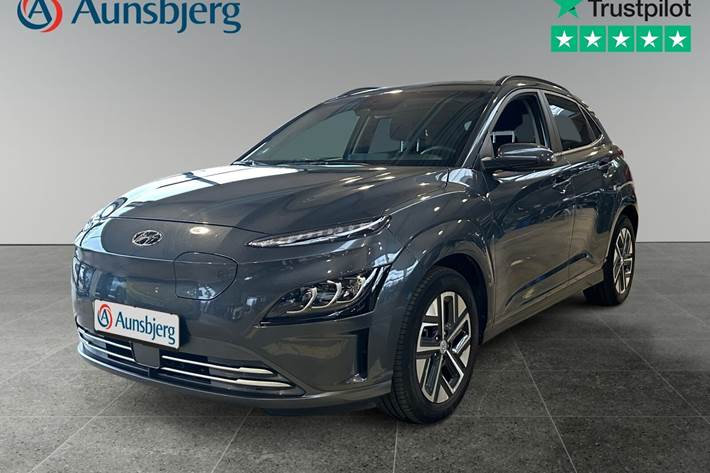 Grå Hyundai Kona fra 2021 set udefra