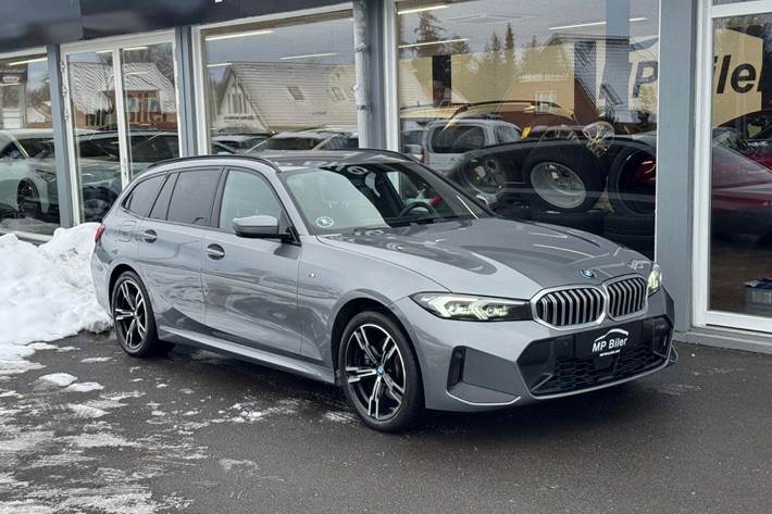 Grå BMW 320e fra 2024