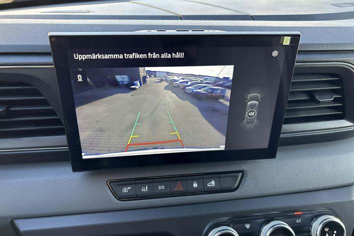 Hvid Renault Master V T33 fra 2025