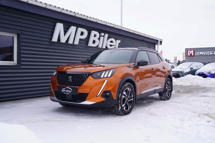 Bronze Peugeot 2008 fra 2021 set udefra