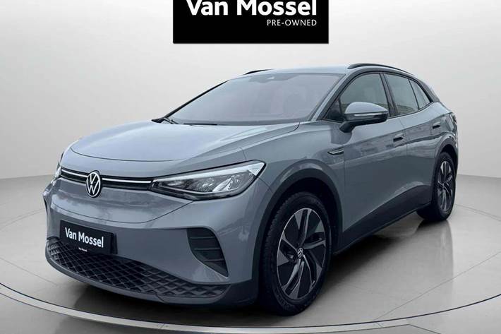 Grå VW ID.4 fra 2022 set udefra