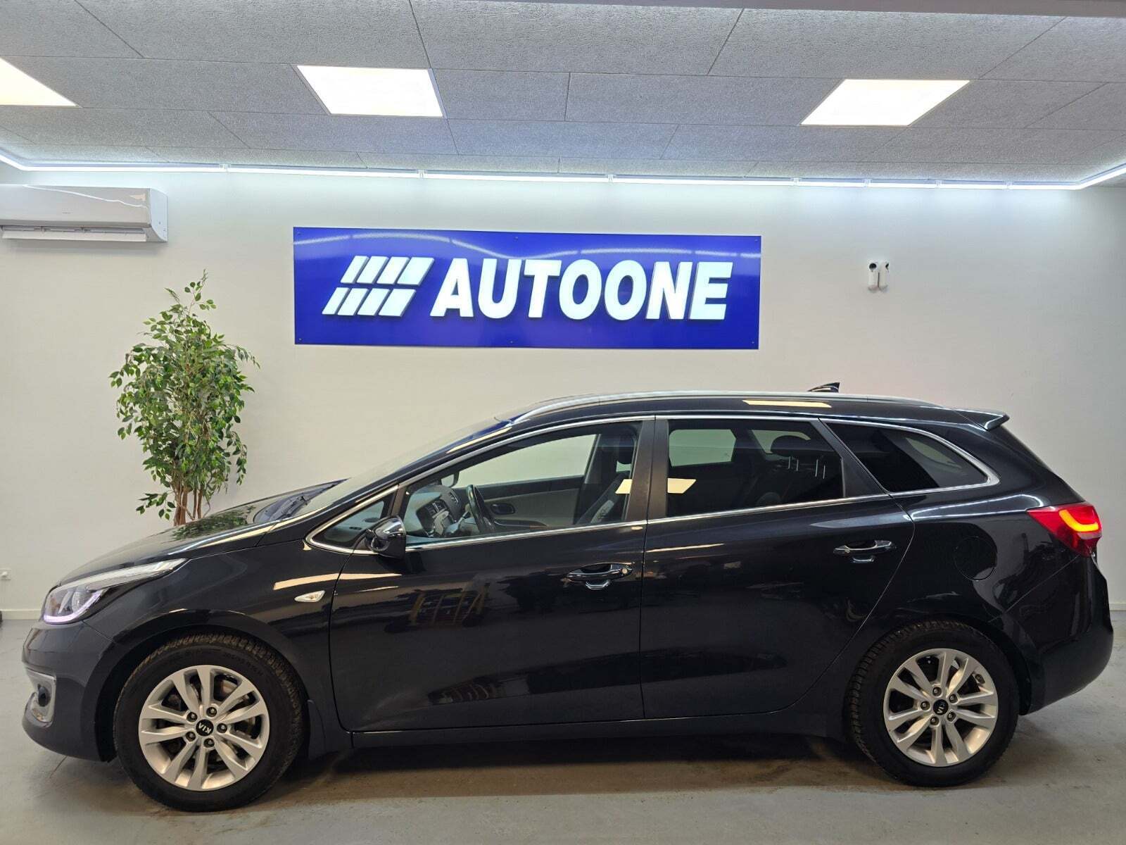 Kia Ceed 1,0 T-GDi Limited SW