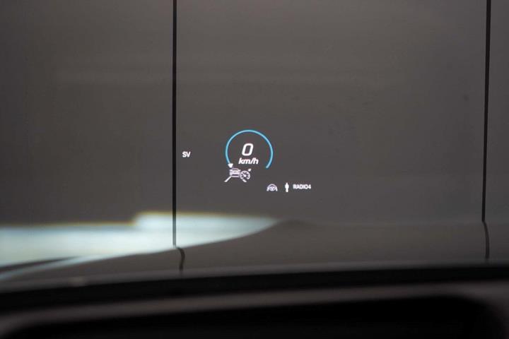 Grå Mercedes GLS400 d fra 2020