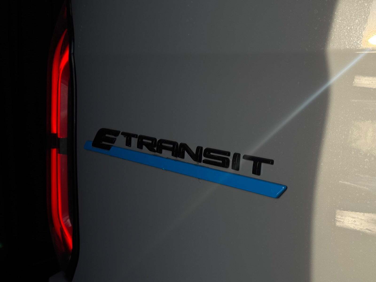 Ford E-Transit Custom 340L 64 Limited