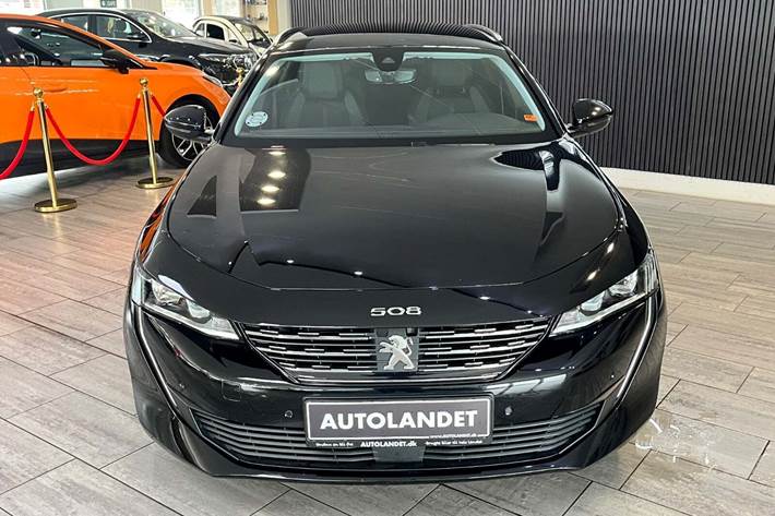 Sort Peugeot 508 fra 2021