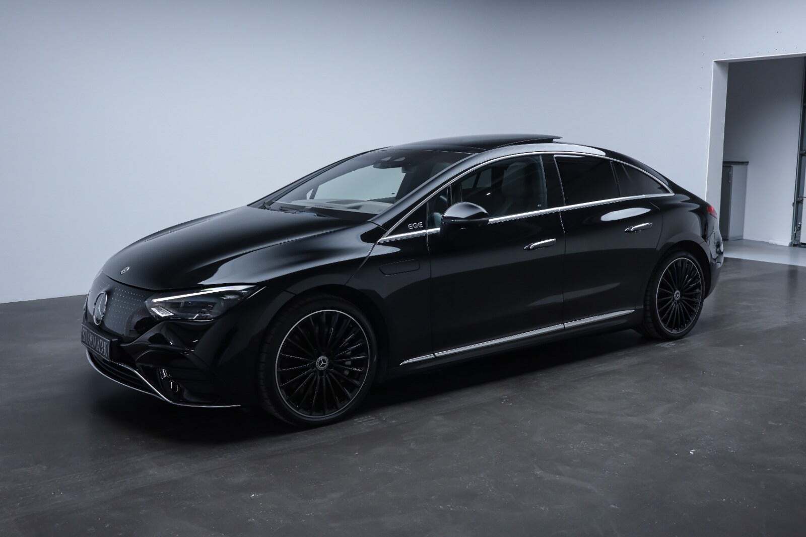 Mercedes EQE350+ AMG Line