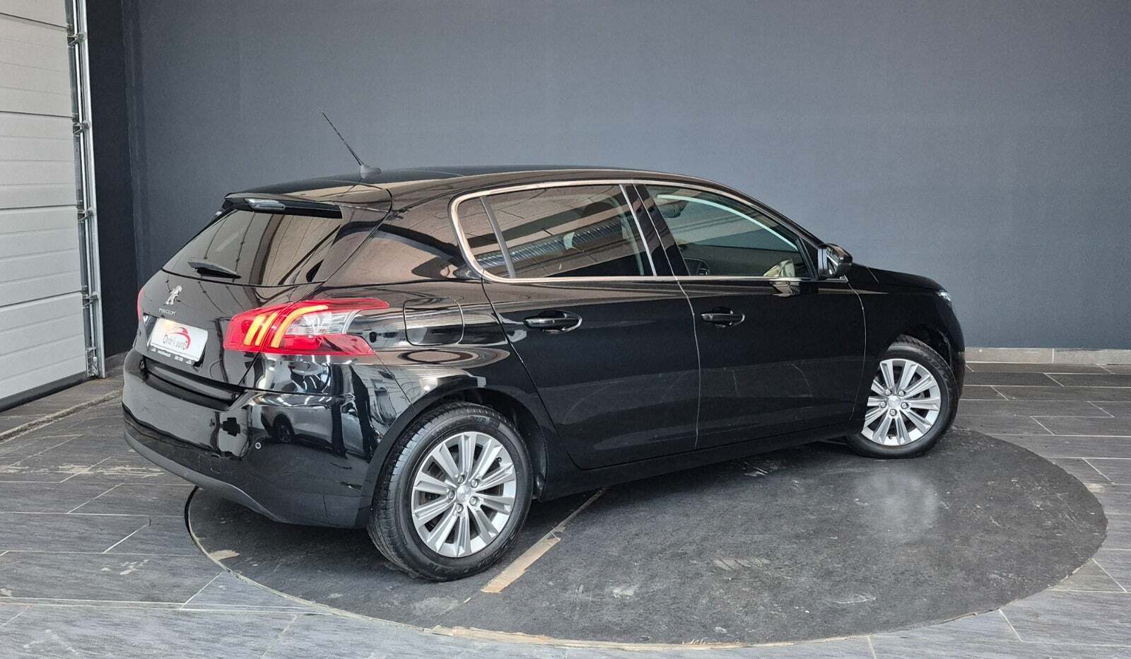 Peugeot 308 1,2 PureTech 130 Prestige EAT8