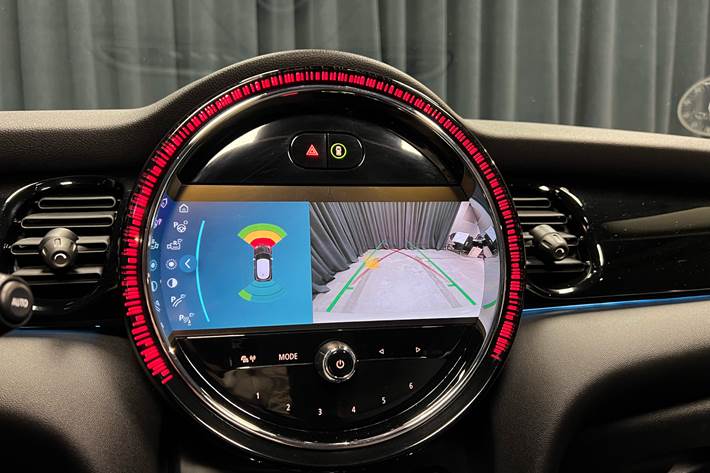 Grå Mini Cooper fra 2022