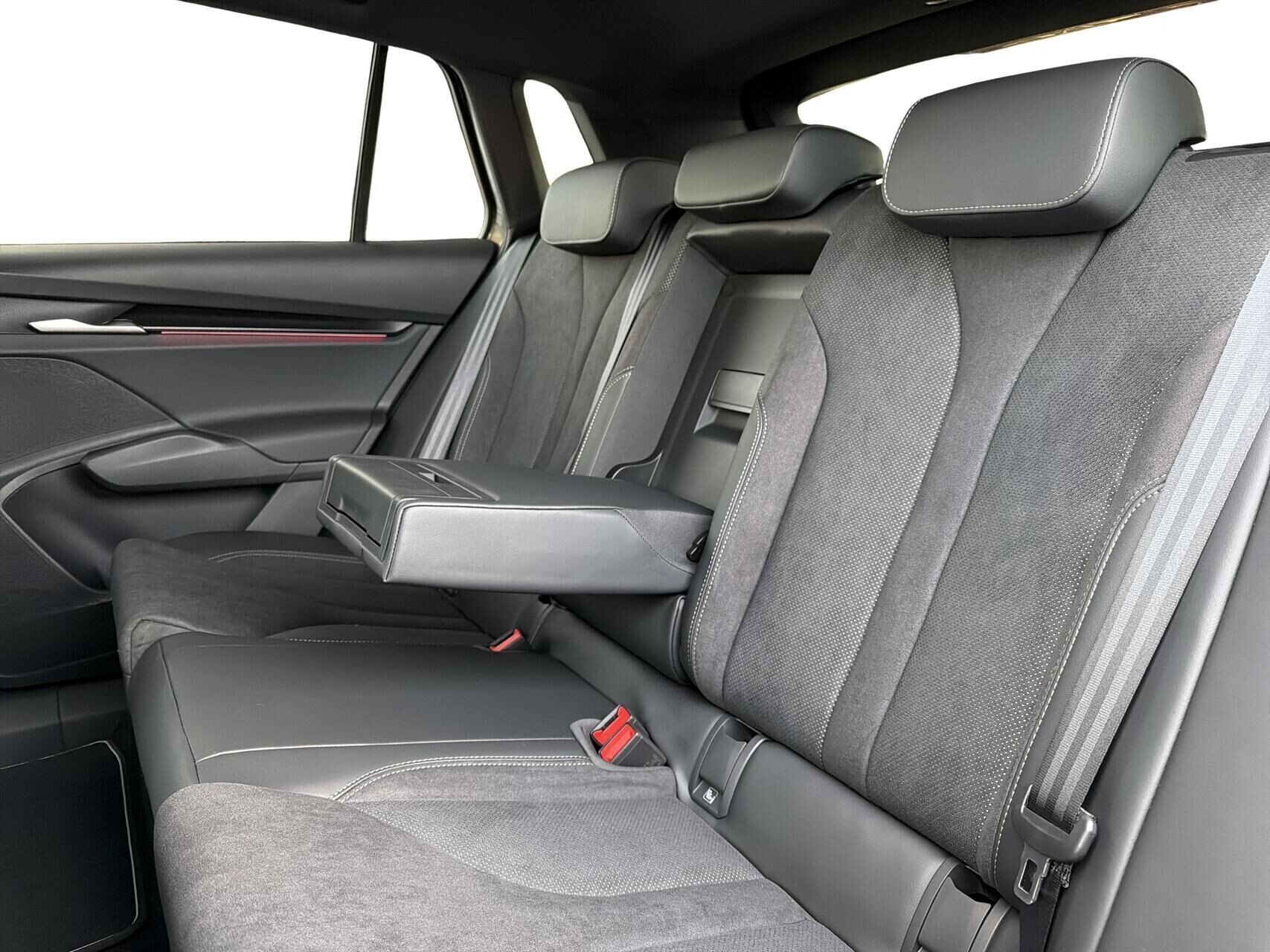 Grå Skoda Elroq fra 2026