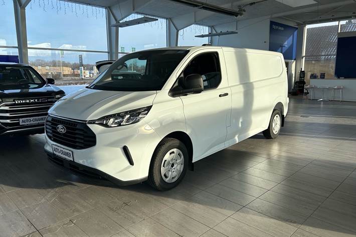 Hvid Ford Transit Custom fra 2025