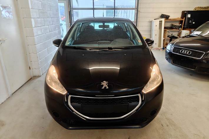 undefined Peugeot 208 fra 2014