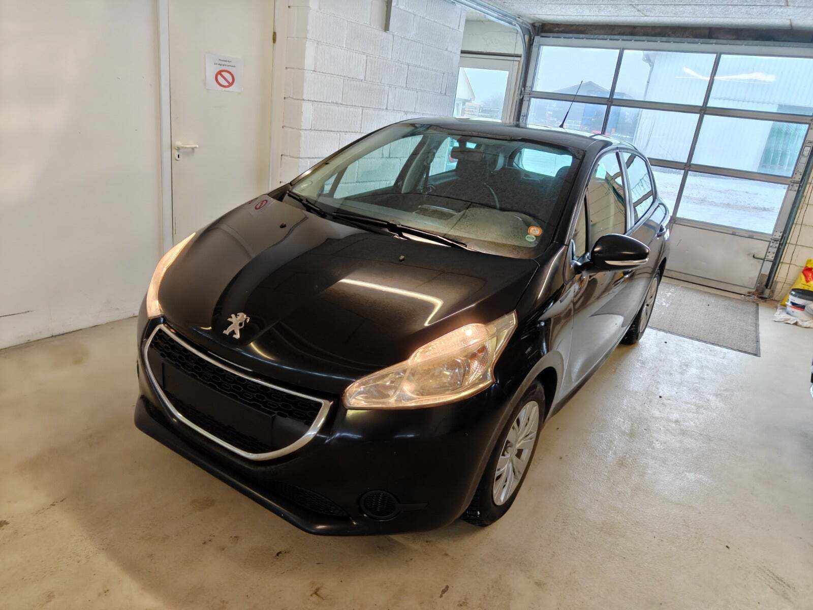 Peugeot 208 1,6 e-HDi 92 Active