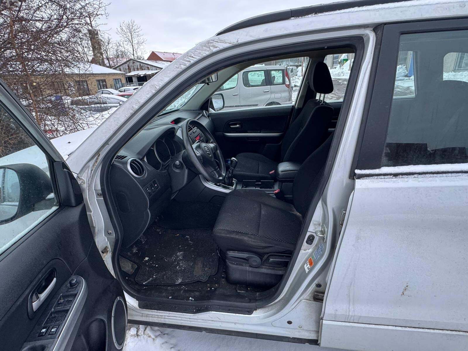 Suzuki Grand Vitara 2,0 GL