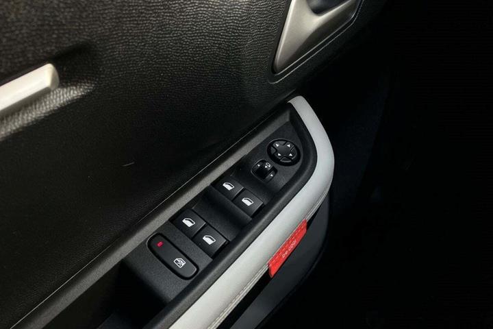 Grå Citroën e-C3 Aircross fra 2025