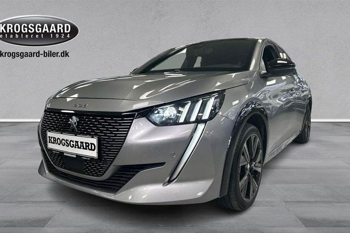 Grå Peugeot e-208 fra 2023 set udefra