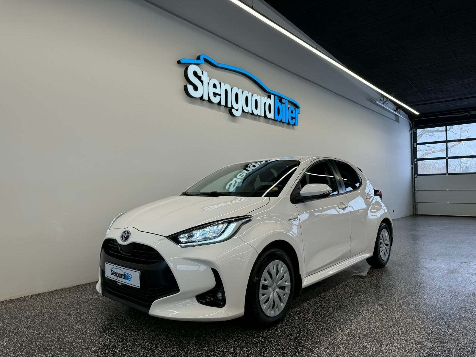 Toyota Yaris 1,5 Hybrid H3 e-CVT