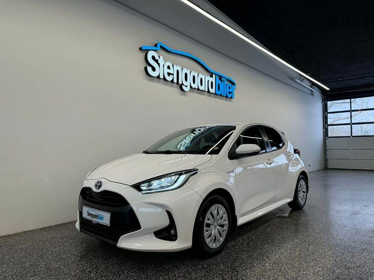 Toyota Yaris 1,5 Hybrid H3 e-CVT
