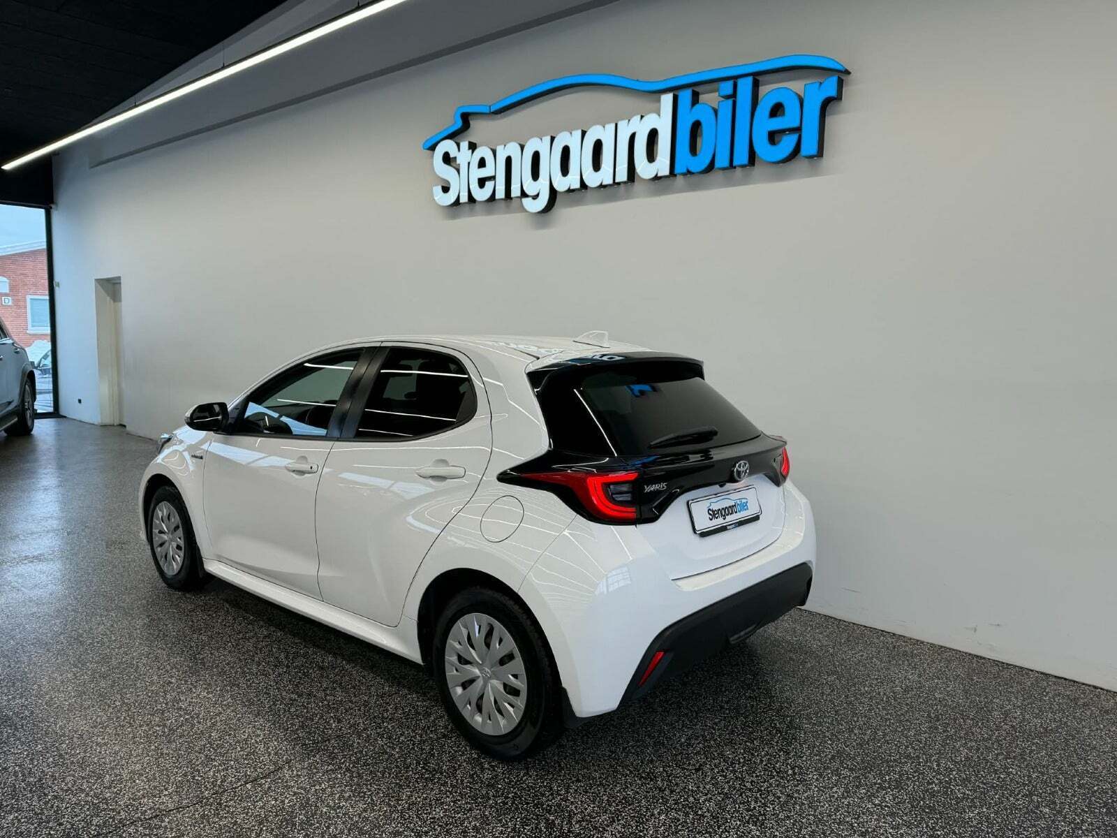 Toyota Yaris 1,5 Hybrid H3 e-CVT