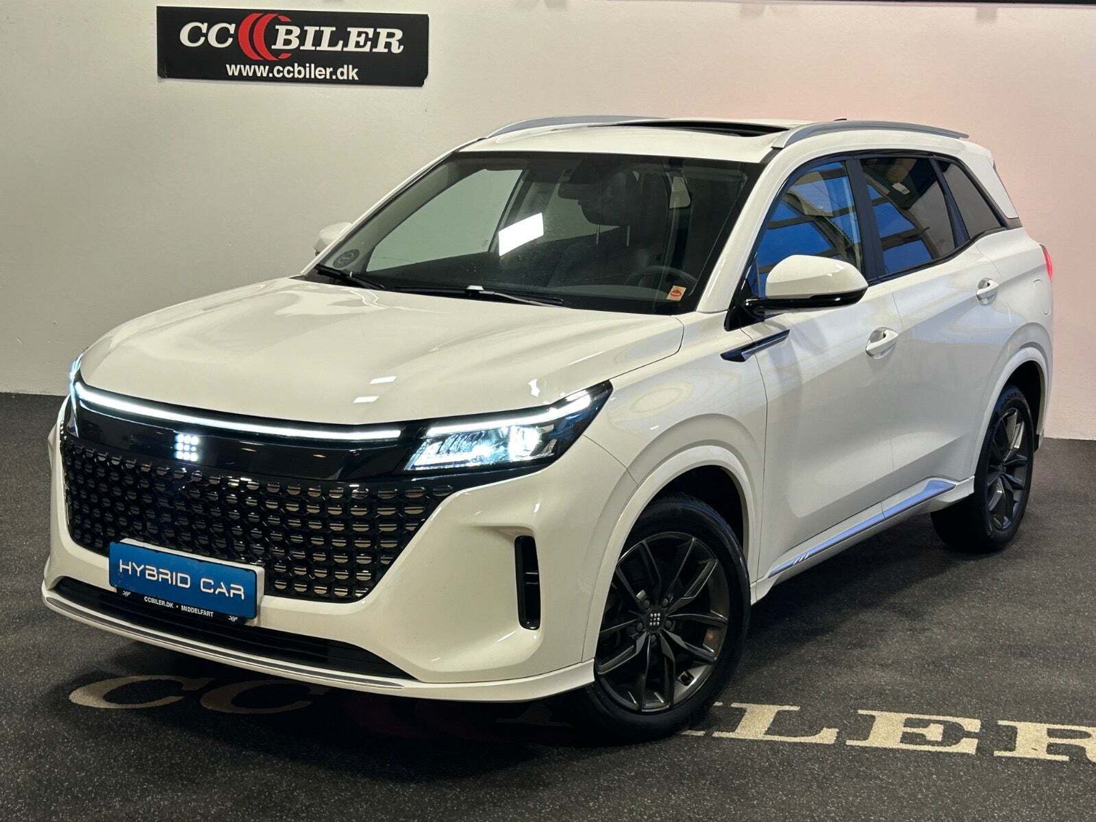 Navor E5 1,5 PHEV Rock