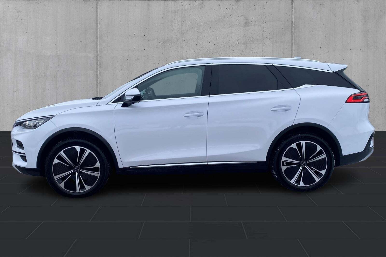 BYD Tang 109 Flagship AWD 7prs