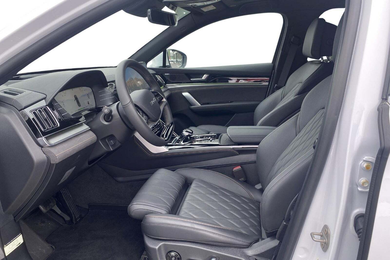 BYD Tang 109 Flagship AWD 7prs