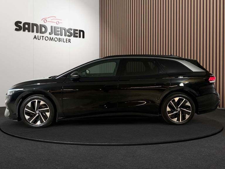 VW ID.7 77 Style Tourer Van