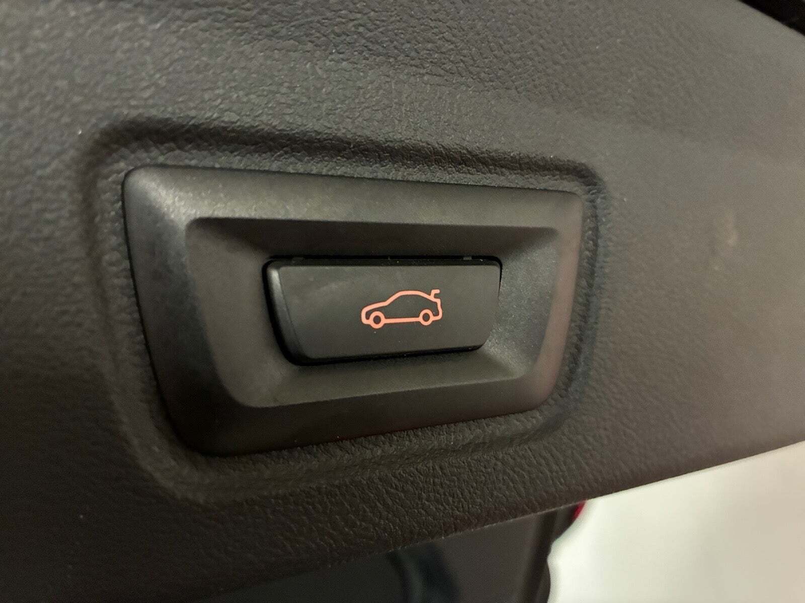 Sort BMW i4 fra 2025