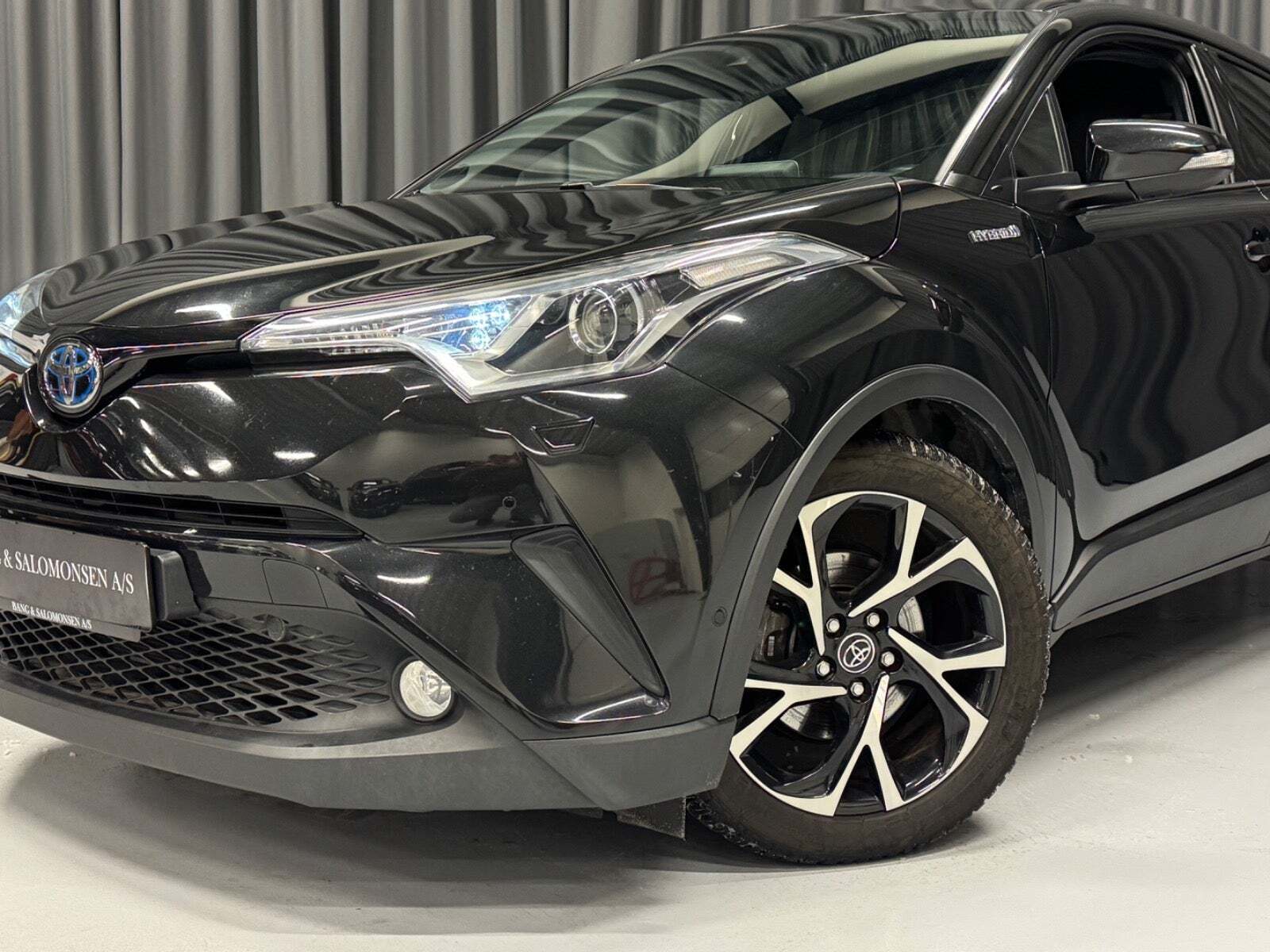 Toyota C-HR 1,8 Hybrid C-LUB Business CVT