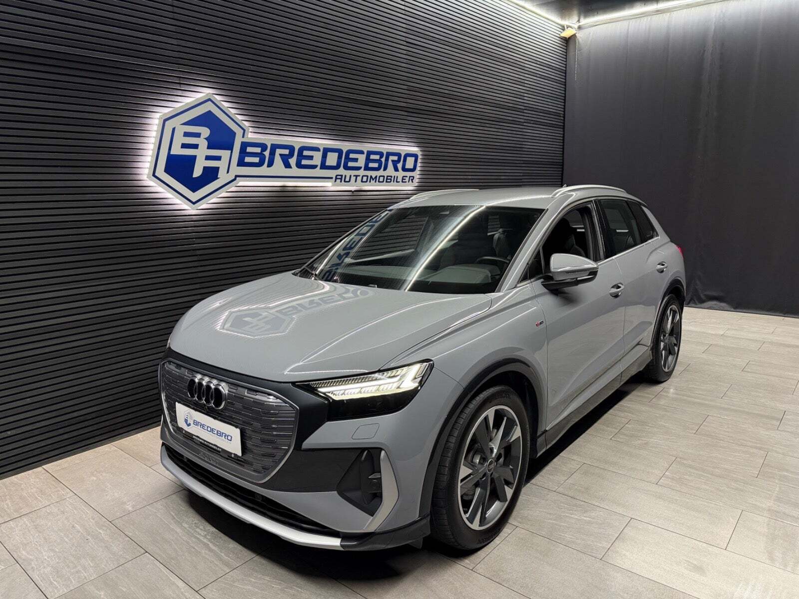 Audi Q4 e-tron 45 S-line