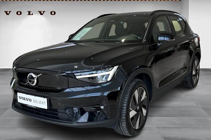 Sort Volvo EX40 fra 2024 set udefra