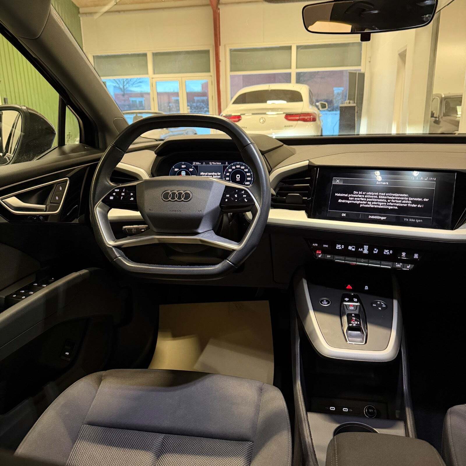 Sort Audi Q4 e-tron fra 2023