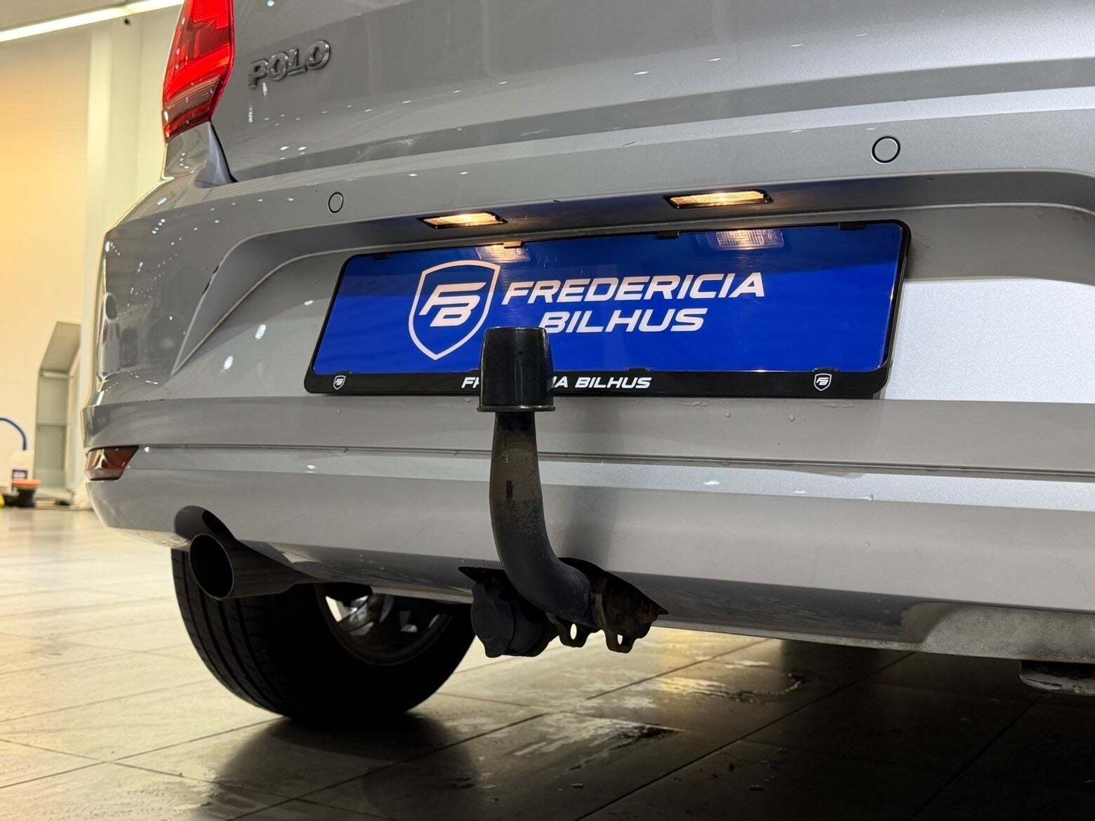 Sølv VW Polo fra 2015