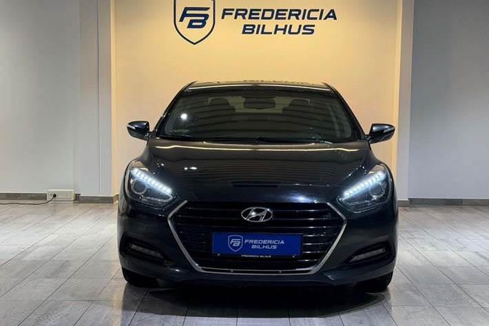 Sort Hyundai i40 fra 2015