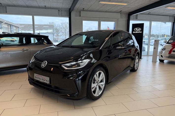 Sort VW ID.3 fra 2024 set udefra