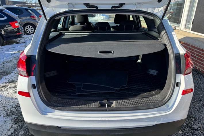 Hvid Hyundai i30 fra 2020