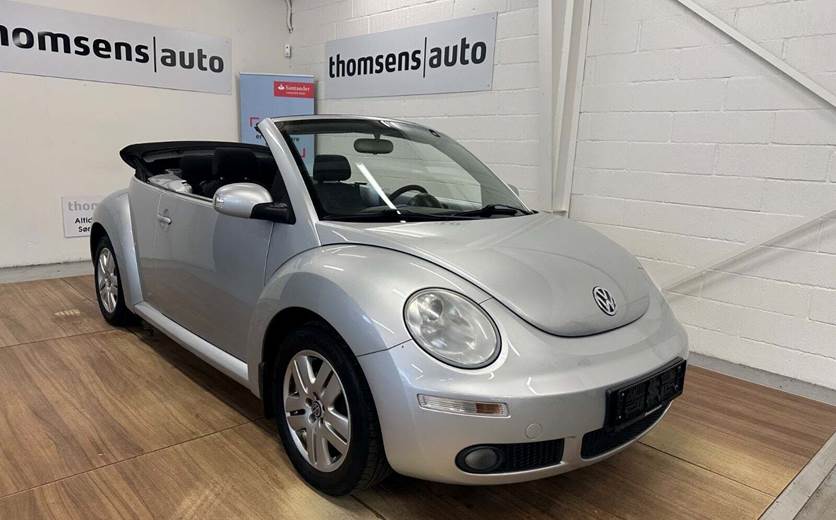 VW New Beetle 1,6 Trendline Cabriolet