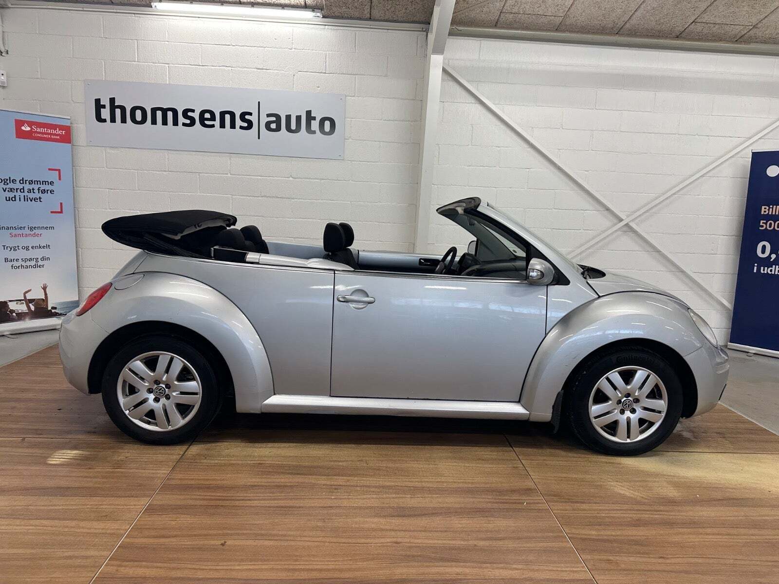 VW New Beetle 1,6 Trendline Cabriolet