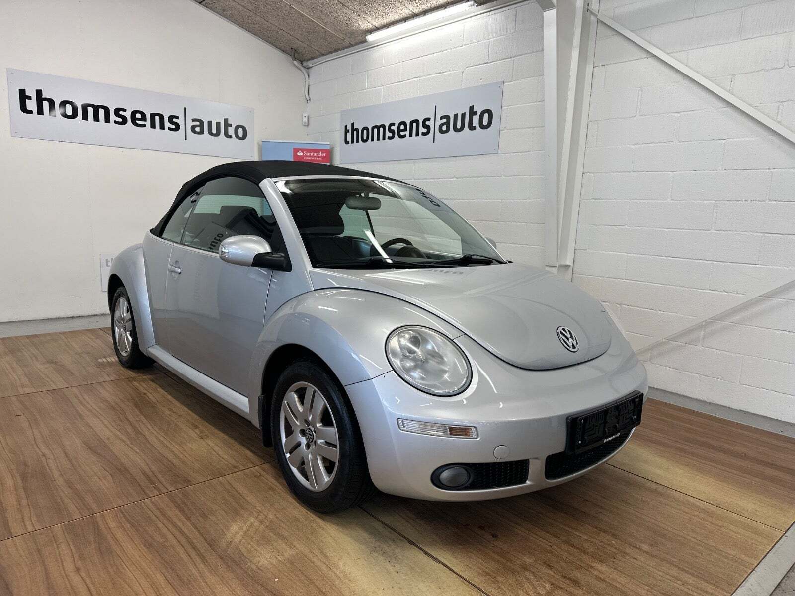 Sølv VW New Beetle fra 2007