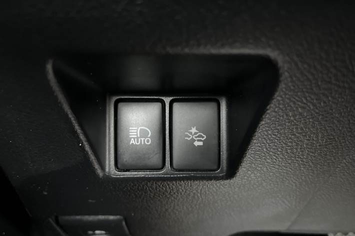 Hvid Toyota Yaris fra 2016