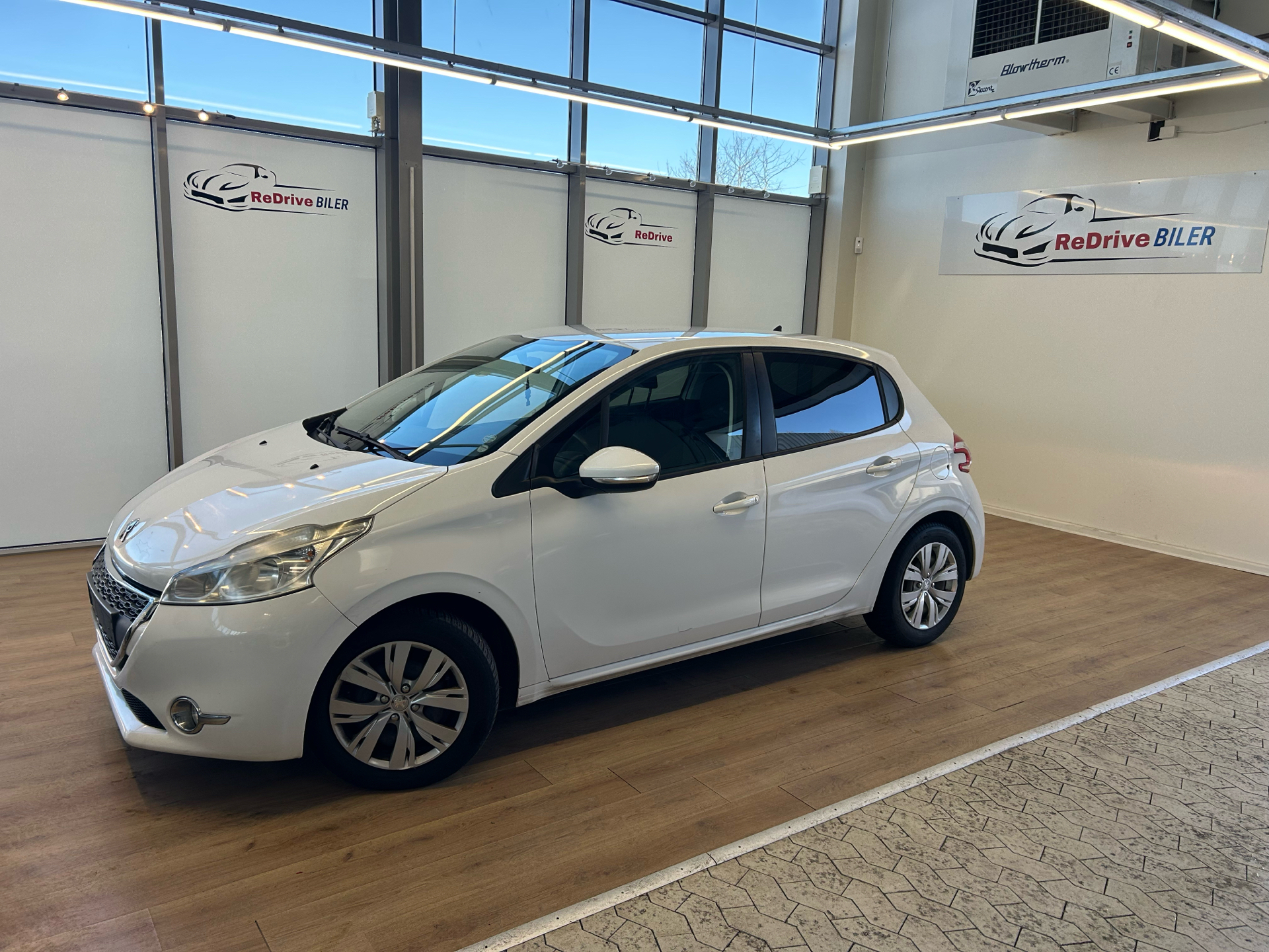 Peugeot 208 1,0 VTi Access 68HK 3d