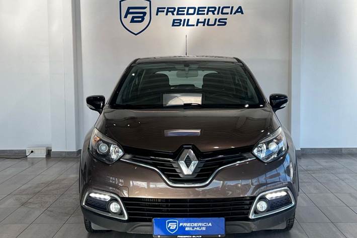 Brun Renault Captur fra 2015