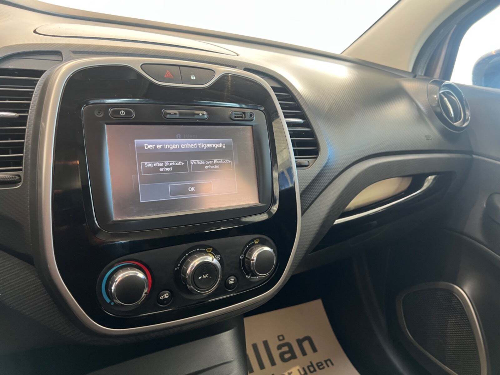 Brun Renault Captur fra 2015