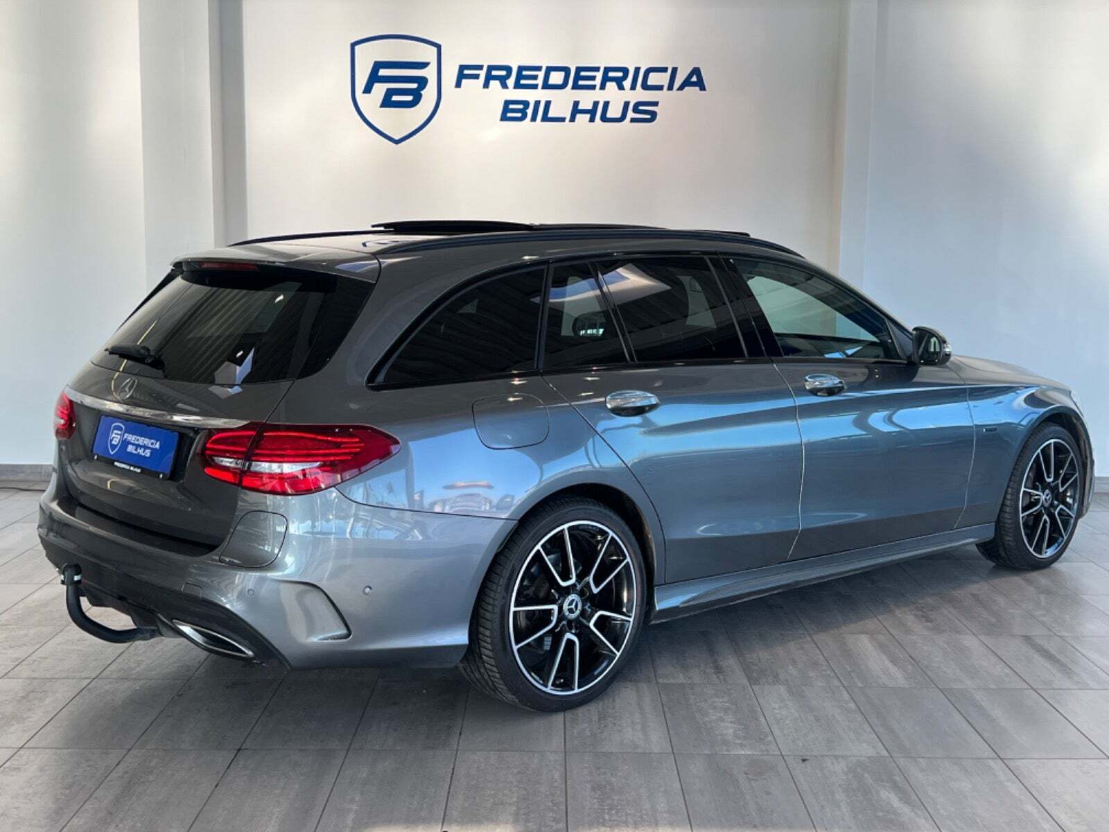 Mercedes C300 de 2,0 Business AMG Line Night Edition stc. aut.