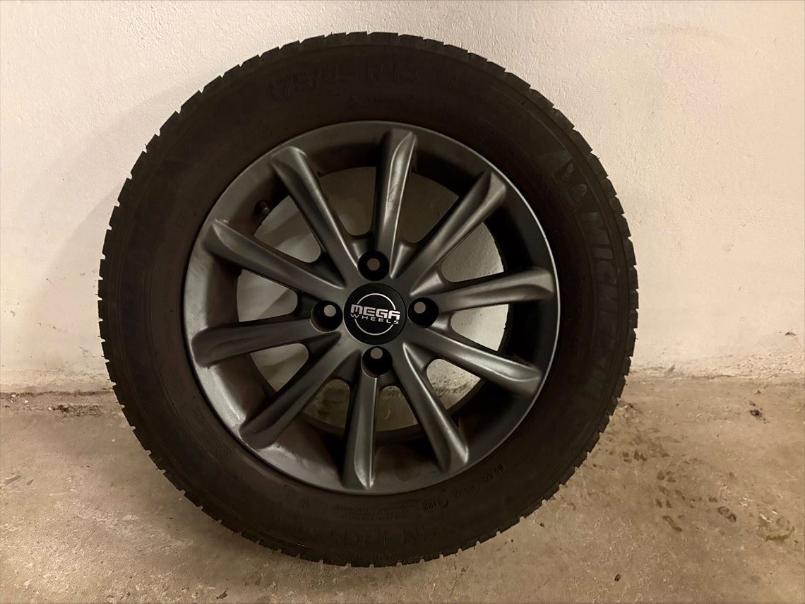 Blå Skoda Citigo fra 2013