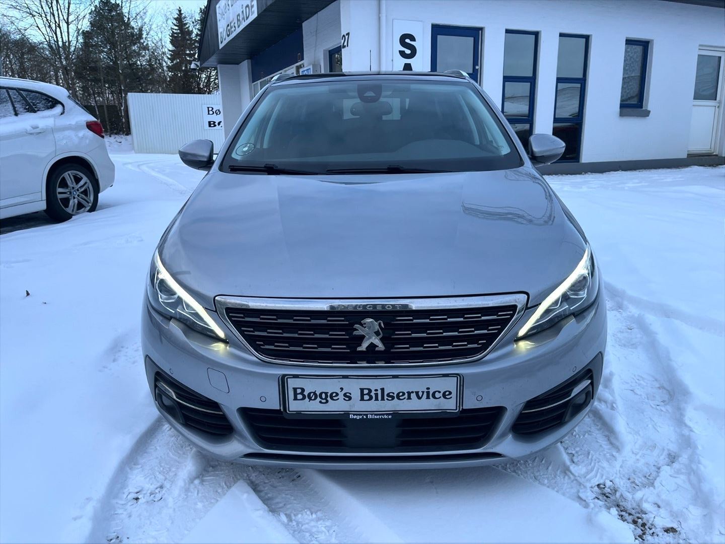 Peugeot 308 1,5 BlueHDi 130 Allure+ Sky SW