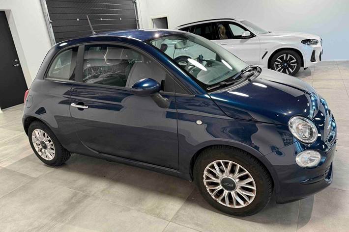 Blå Fiat 500 fra 2016