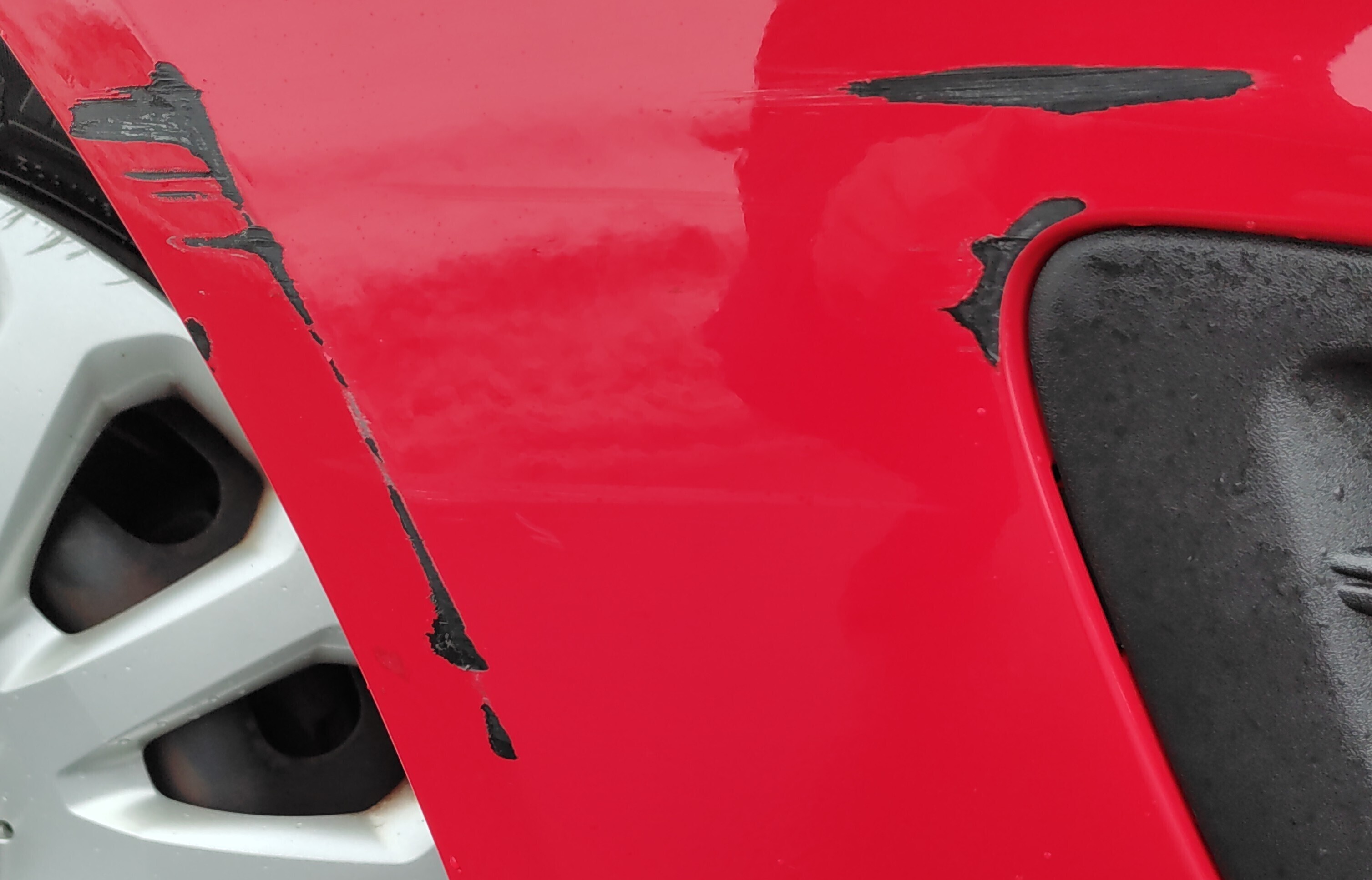Rød Ford Fiesta fra 2016
