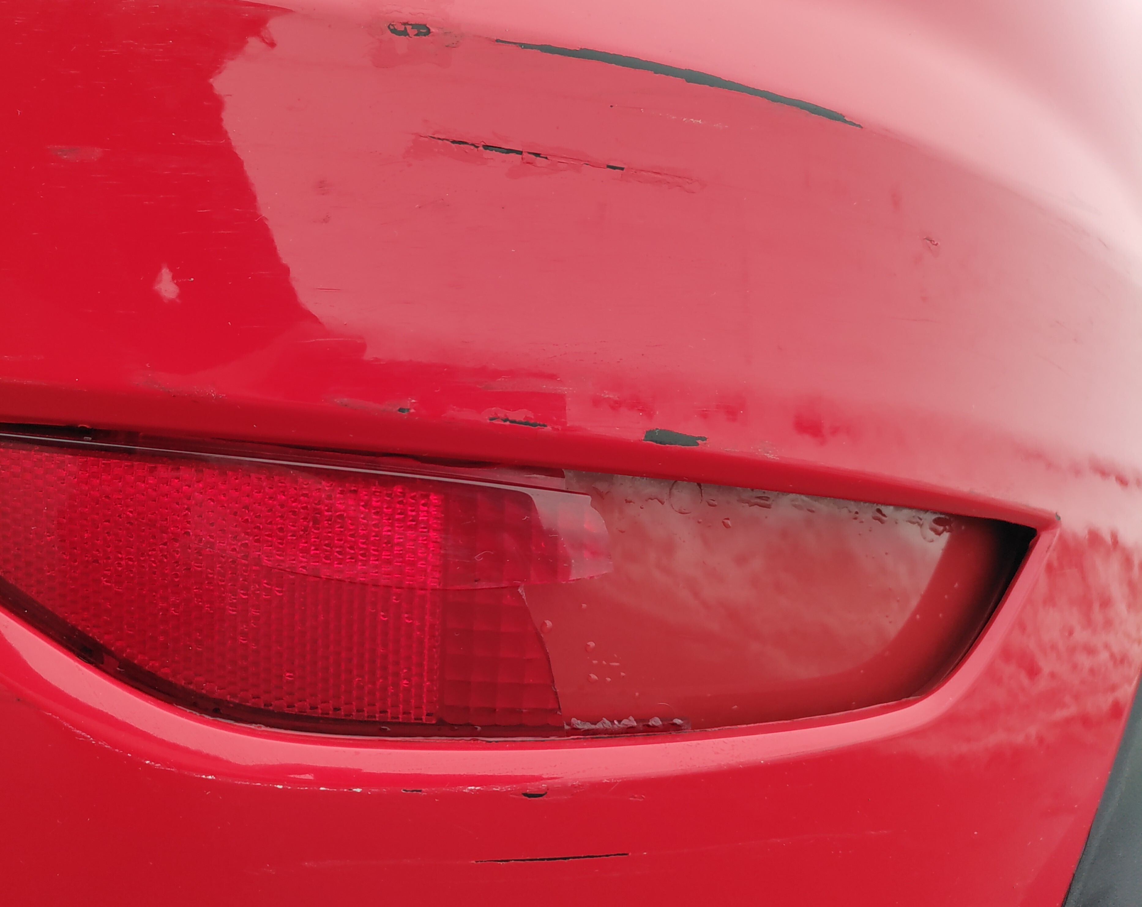 Rød Ford Fiesta fra 2016